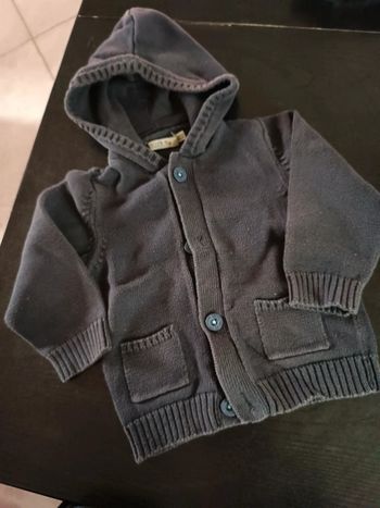 Gilet tape à l'oeil 23 mois