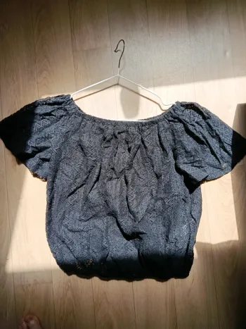 Petit haut noir