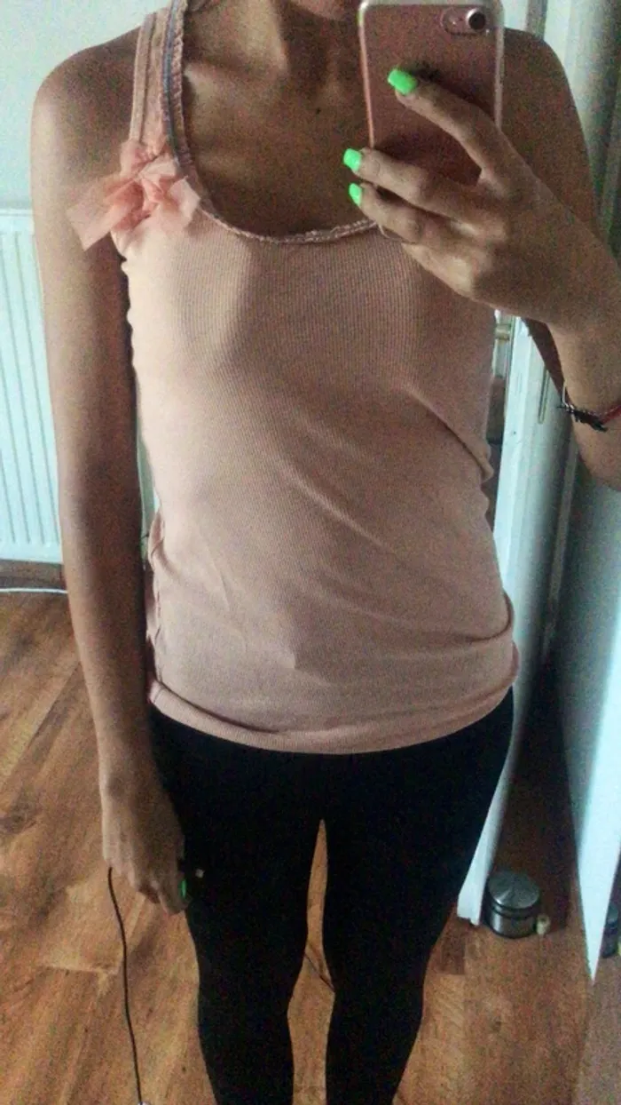 Débardeur rose avec flot taille S