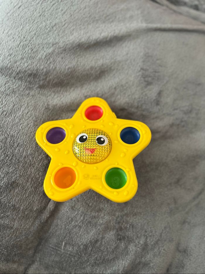 Jeux en forme d’étoile pour bébé