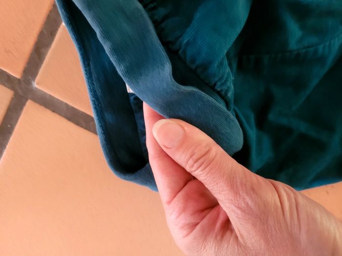 Sarouel 1 mois tbe - photo numéro 3