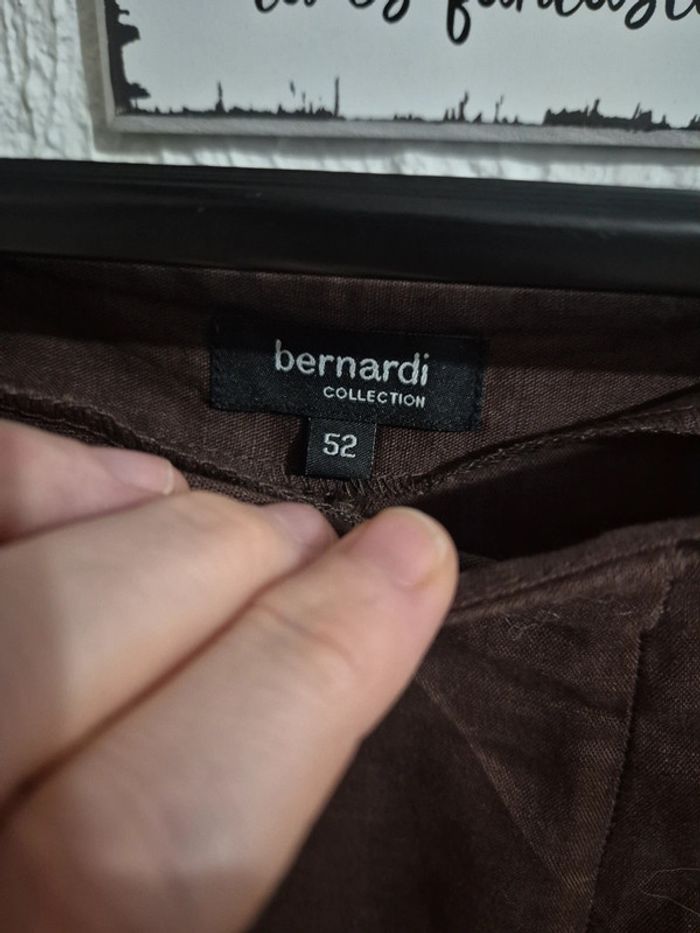 Jolie jupe mi longue 55% lin taille 44 avec fleurs brodées - photo numéro 4