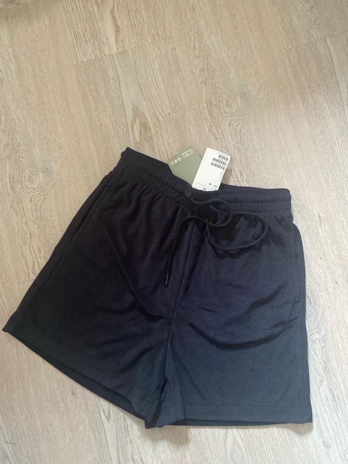Short tissu, éponge H&M, taille XS neuf