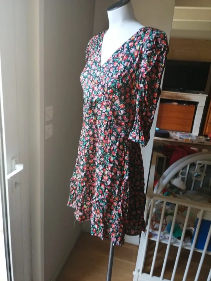 Robe fleurie à manches 3/4 naf naf taille 36
