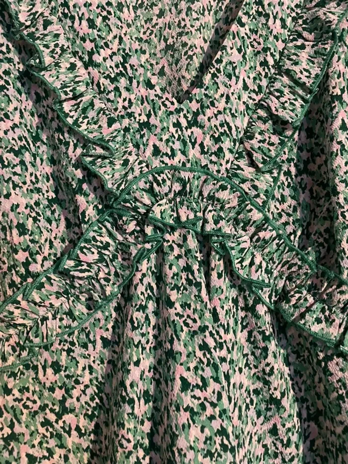 Robe 👗 d’été vert fleuries - photo numéro 2