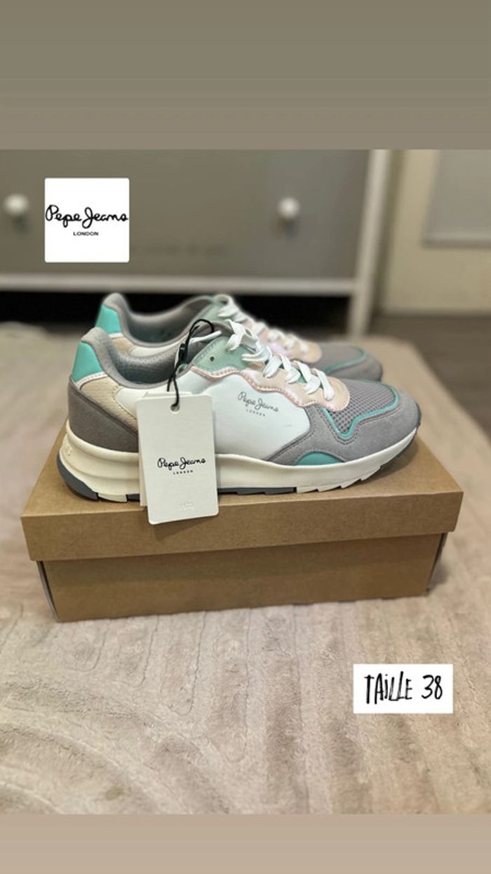 Basket Pepe jeans taille 38 neuve