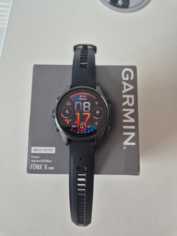 Garmin Fenix 8 Amoled Sapphire GPS-Whr 43mm - Top condition - livraison rapide !