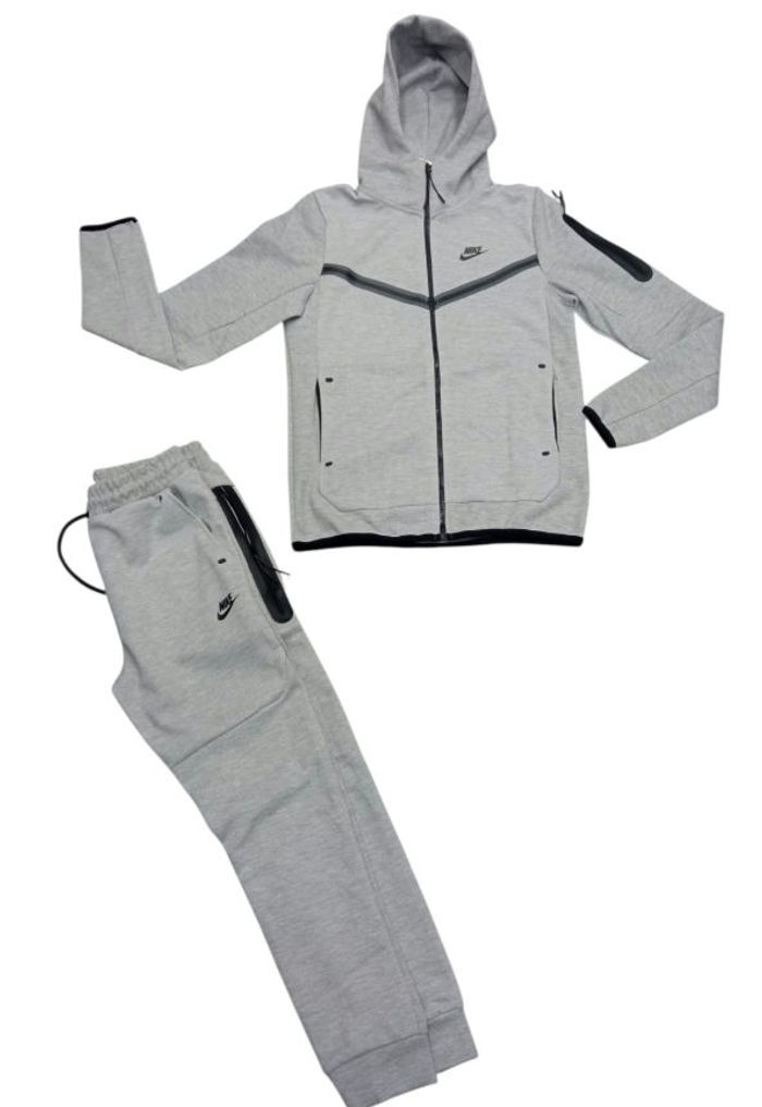 Ensemble Nike