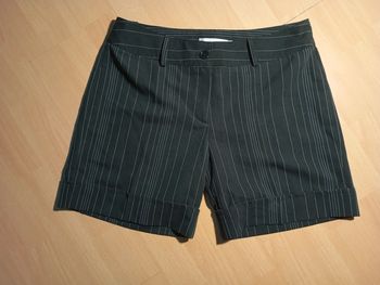 Short taille 40 body guard