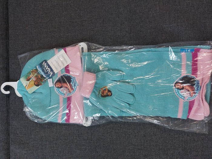 ensemble bonnet gants écharpe vaiana