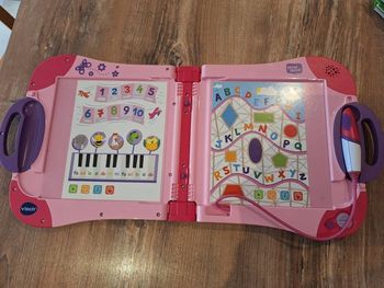 Magicbook et 8 livres