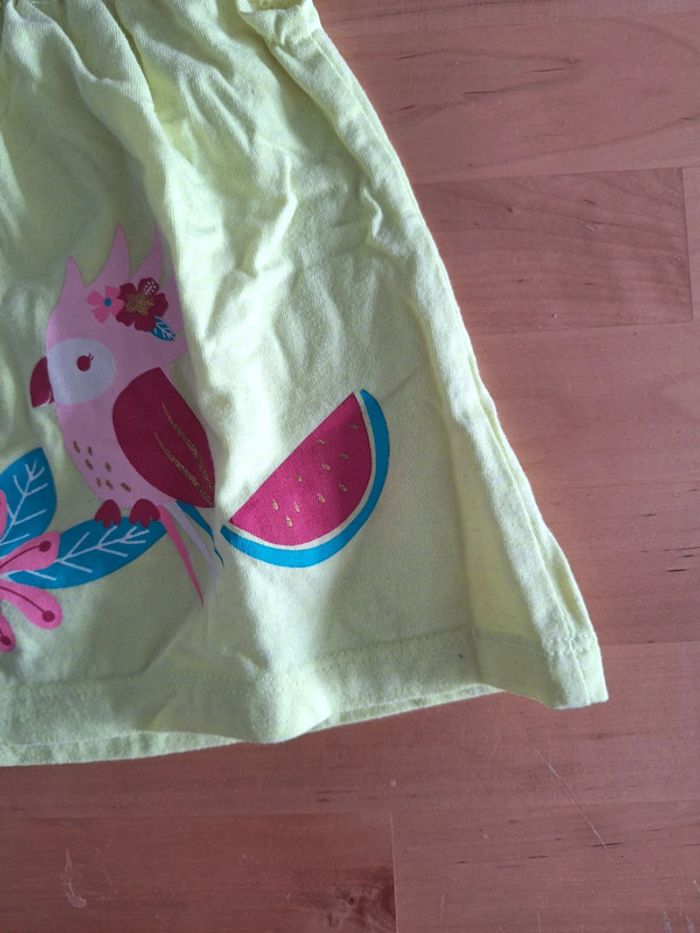 T-shirt manches courtes pour fille taille 12mois marque baby très bon état - photo numéro 3