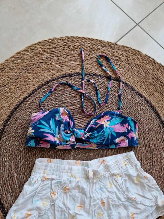 Short kiabi taille 36 + 1 haut de maillot de bain Camaïeu taille 36 - photo numéro 2