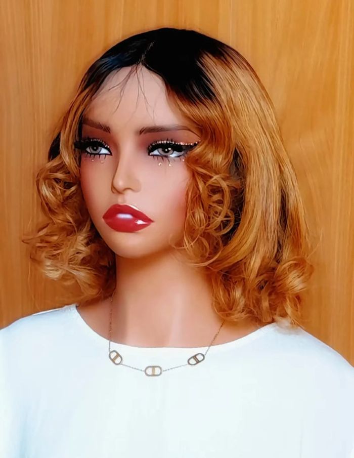 Perruque bob T lace cheveux humains bouclée taille "12"pouces effet naturel - photo numéro 4