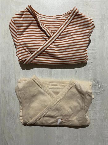 Lot body manches longues bébé taille 1 mois tape à l’œil
