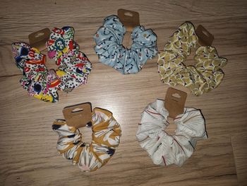 Lot 5 chouchous / crunchies neufs étiquetés