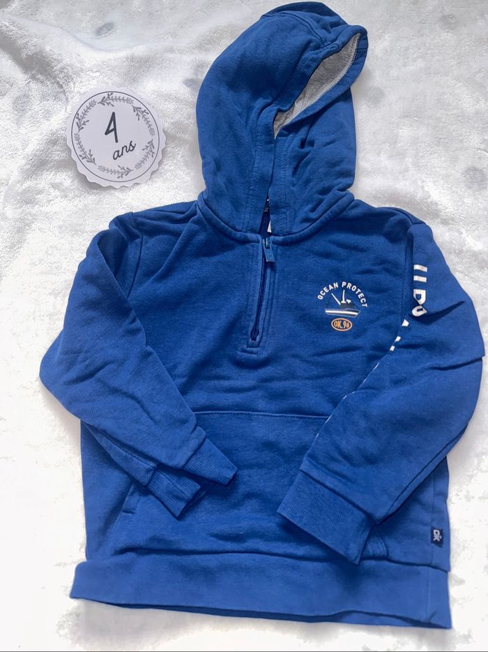 Pull 4 ans capuche