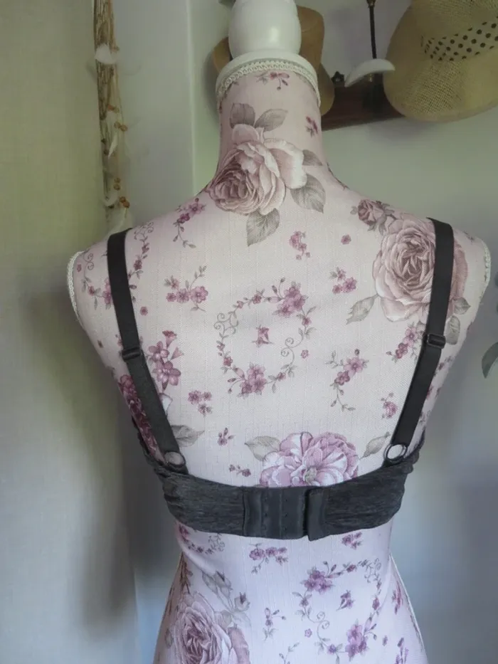 soutien gorge - photo numéro 2