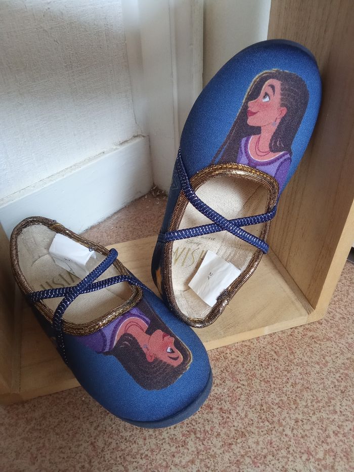 Chaussons fille à enfiler Disney pokaountas taille 27 - photo numéro 2