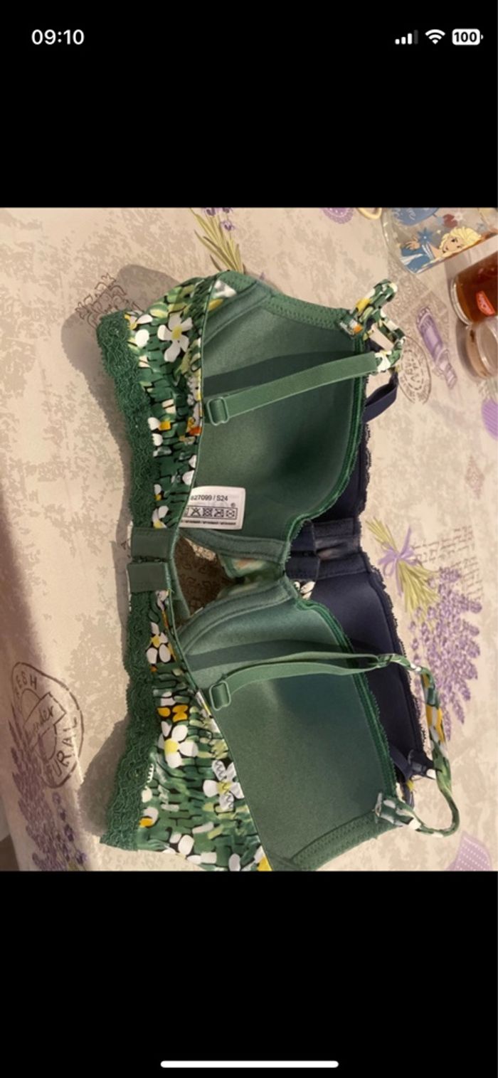 Soutien-gorge - photo numéro 5