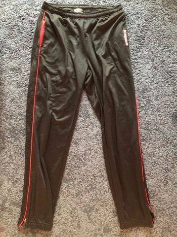 Jogging kappa rouge et noir 