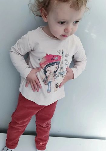 23 24 mois 2 ans ensemble Teeshirt Zara et pantalon orchestra