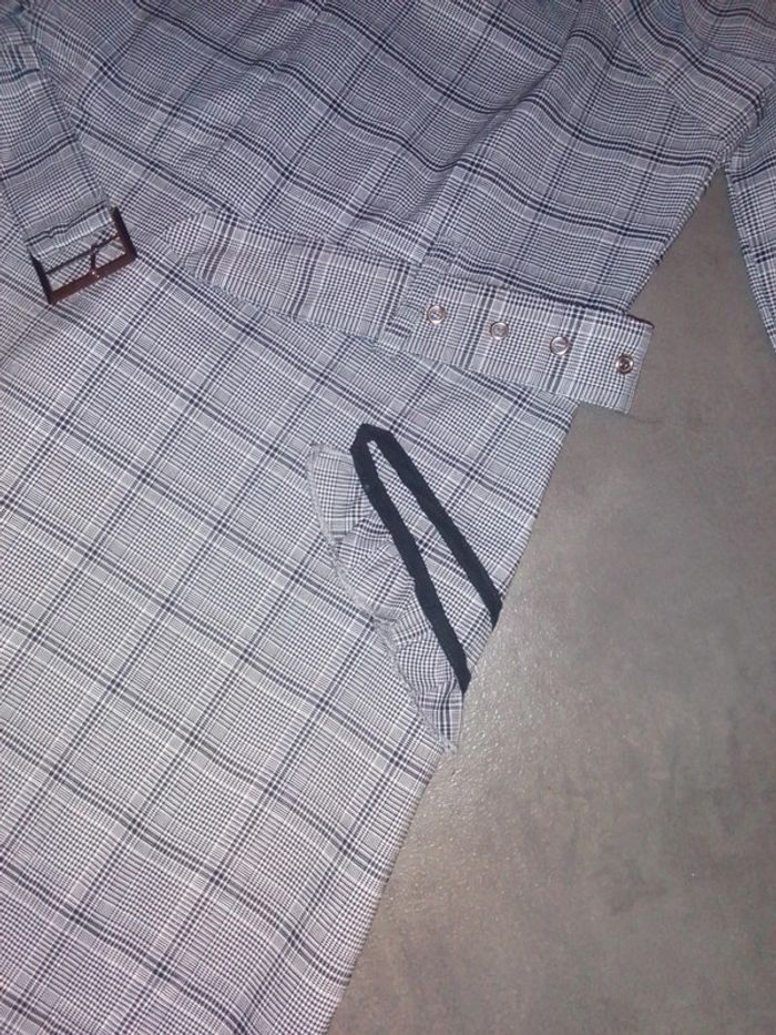 Robe épaules dénudées - photo numéro 4