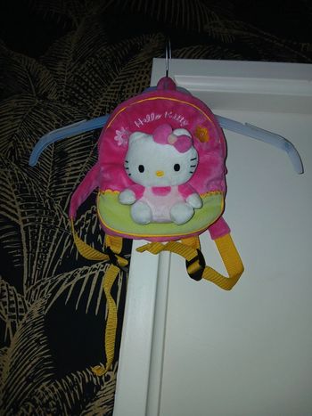 🩷 Jolie sac à dos Hello-Kitty.