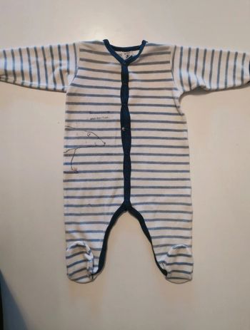 Pyjama/body bébé