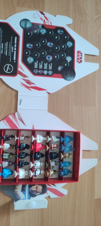 COFFRET Série compléte 25 figurines STAR WARS E. LECLERC