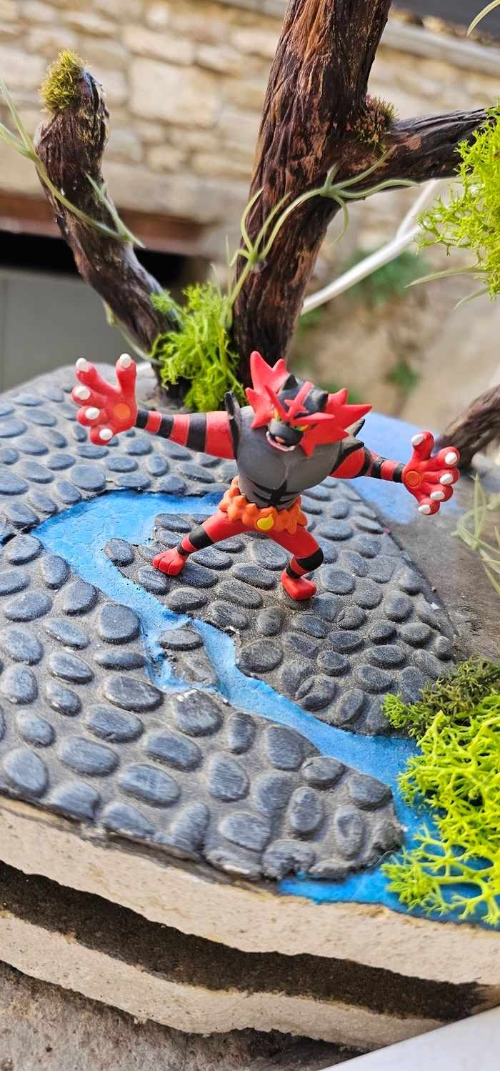 Super figurine Pokemon Nintendo tomy Felinferno