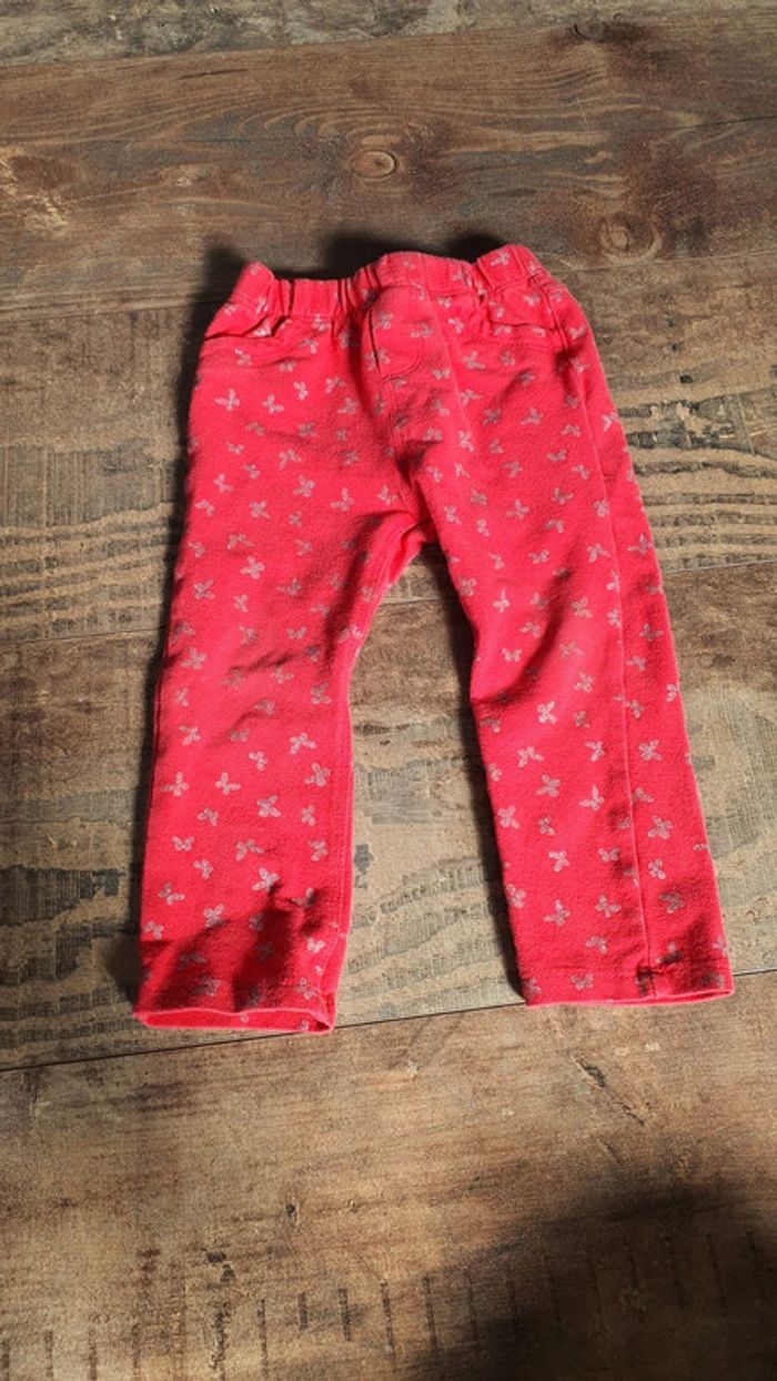 Pantalon in extenso 18 mois en très bon état