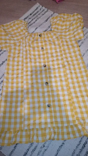 Magnifique robe jaune