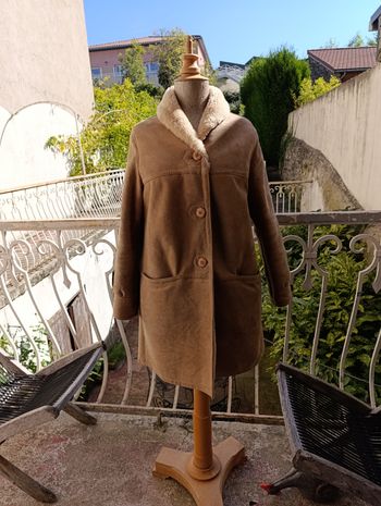 Veste peau retournée