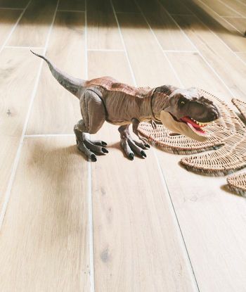 🦖Jurassic World / Jurassic park - Figurine Dinosaure Tyrannosaure - marque Mattel