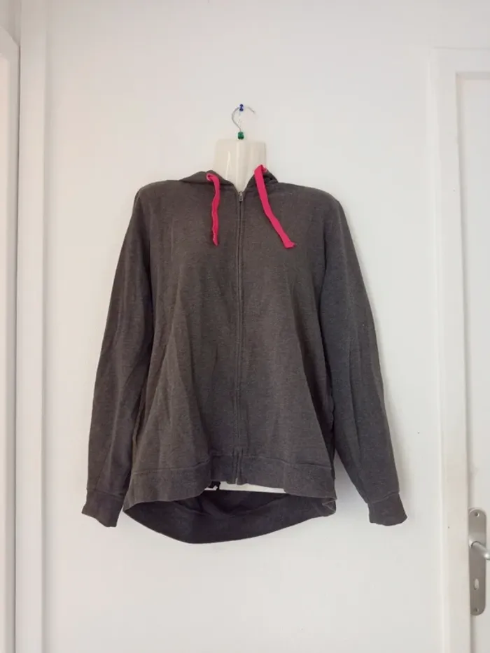 Veste à capuche femme