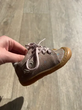 Chaussure bébé fille taille 19 GEMO