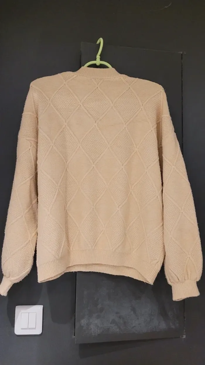 Pull chaud col rond manches bouffantes - photo numéro 2