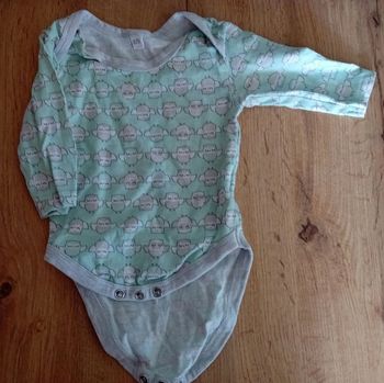 Body turquoise à motifs  gris m.l / 3 mois