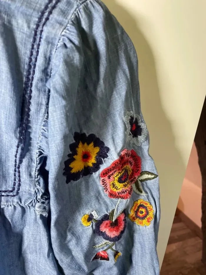 Robe fille Zara en coton avec broderies taille 8 ans - photo numéro 6