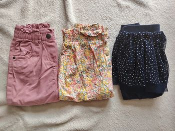 Lot 3 pantalons bébé fille 24 mois