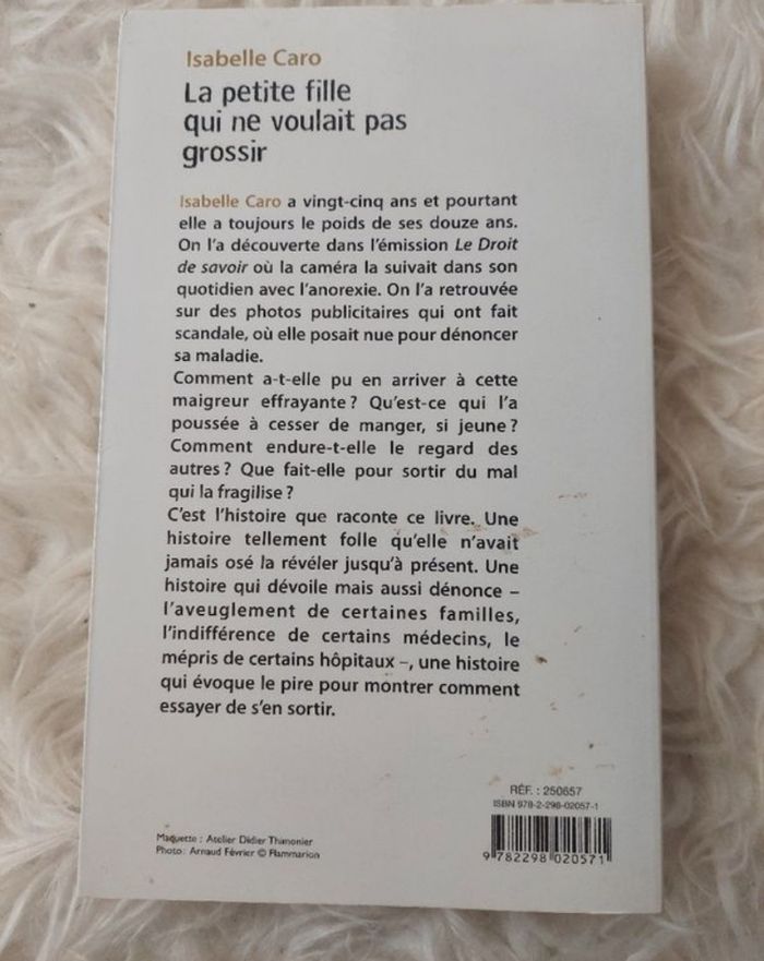 Livre autobiographie "La petite fille qui ne voulait pas grossir " d'Isabelle Caro BE 📚 - photo numéro 2