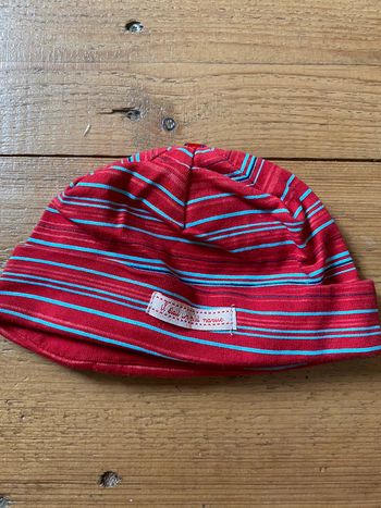 Petit bonnet il était un petit navire