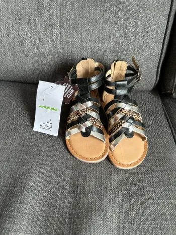 Sandale fille, neuve Verbaudet taille 25