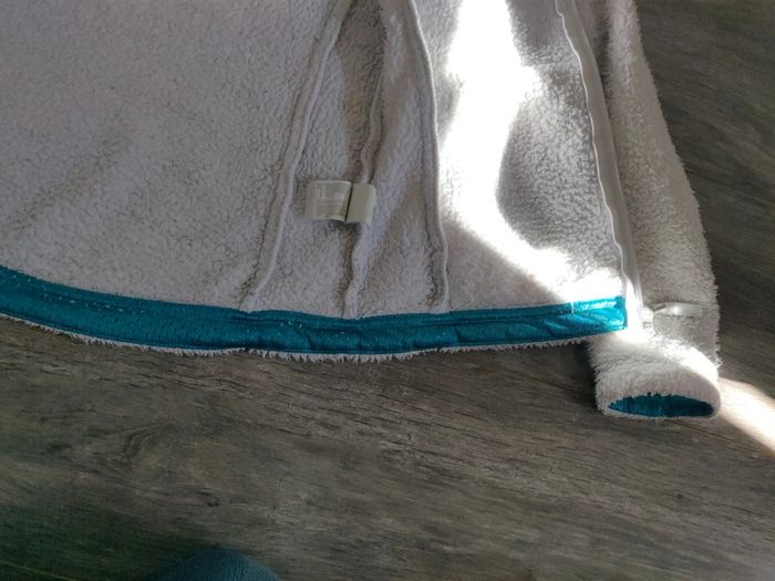 Manteau veste fausse fourrure Roxy taille S - photo numéro 8