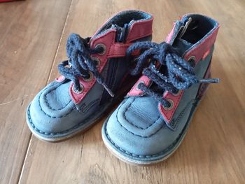 Chaussures taille 25