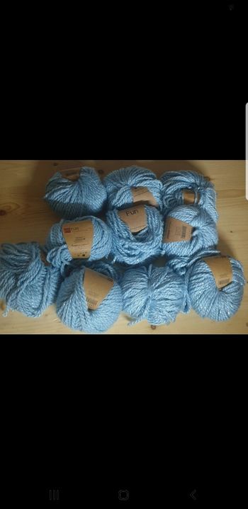 Pelotes de laine fun mondial tissus