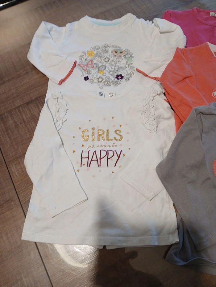 Lot 5 t shirts - photo numéro 2