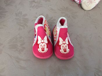 Chaussons Minnie pointure 19