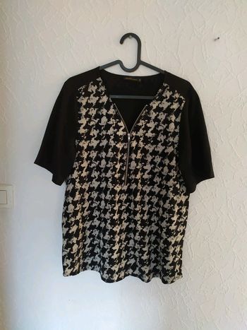 Blouse noire motifs tachetés noirs et blancs Akoz Woman Taille M En très bon état